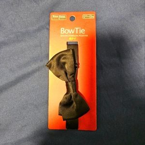 Black bow tie